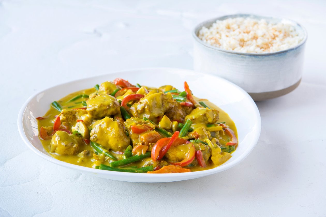 Chinese Kip Met Curry-Kokos, Groenten En Rijst - Recept