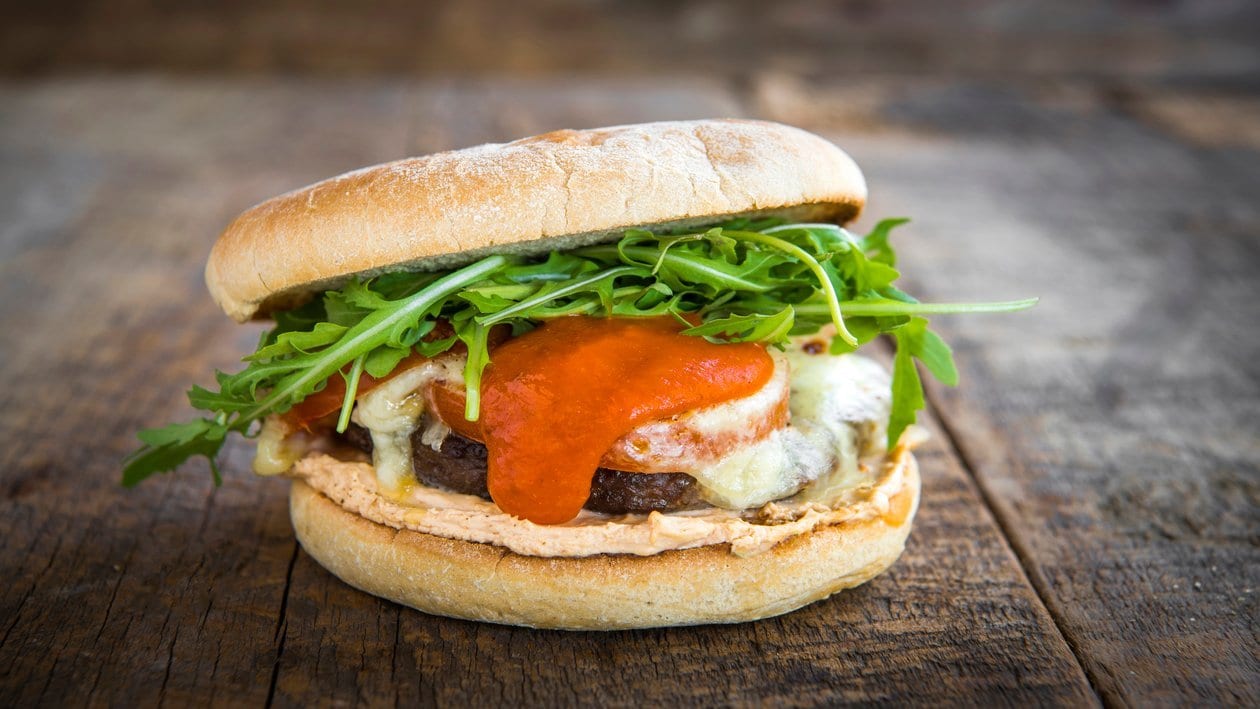 Gegrilde Italiaanse Hamburger van 100 procent rundsvlees – - Recept 