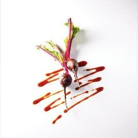 Jus de laurier et de betteraves rouges