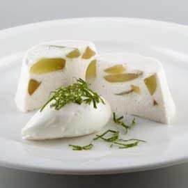 Luchtige bavarois van witte wijn