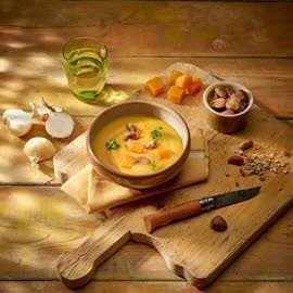 Crème de potiron avec châtaignes