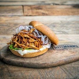 Pulled mushroom burger