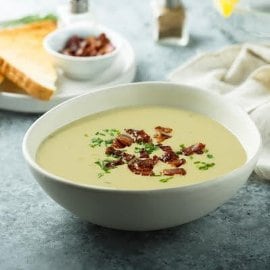 Vergeten groentesoep met witloof en spek