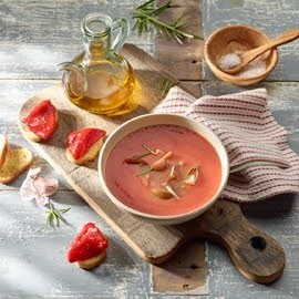 Potage Toscan aux tomates avec poivrons grillés