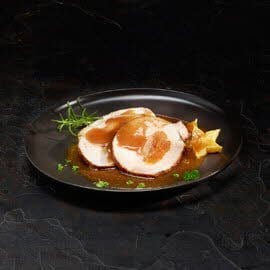 Rôti de lombes de porc au gingembre confit et abricots secs