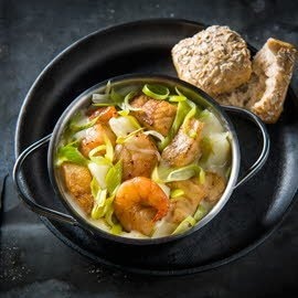 Cocotte du pêcheur aux poireaux et aux noix de Saint-Jacques