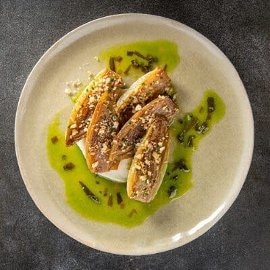 Witloof met walnoot en bieslook en een vinaigrette van prei en dragon