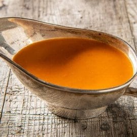 Witte wijnsaus met geroosterde paprika