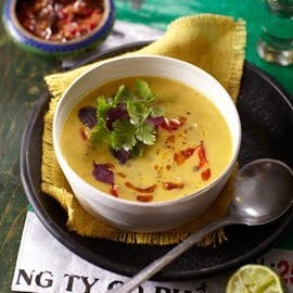 Soupe au potiron de Thaïlande épicée au lait de coco et coriandre