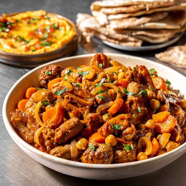 Ragoût moyen-oriental à boulettes de viande et merguez