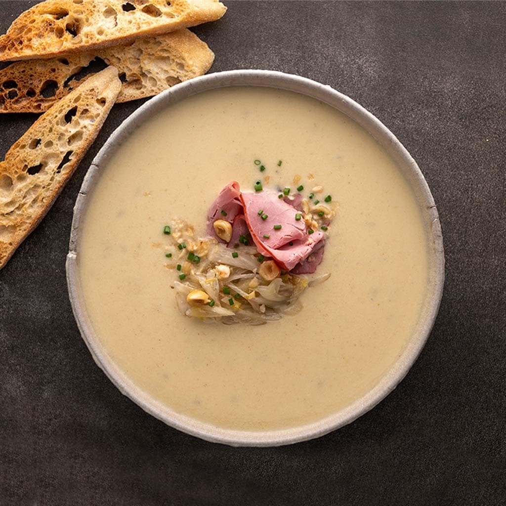 Soupe de chicons à la moutarde et au pastrami