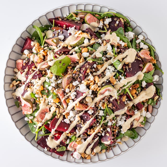 Salade de betterave rouge aux lentilles, figues et fromage de chèvre