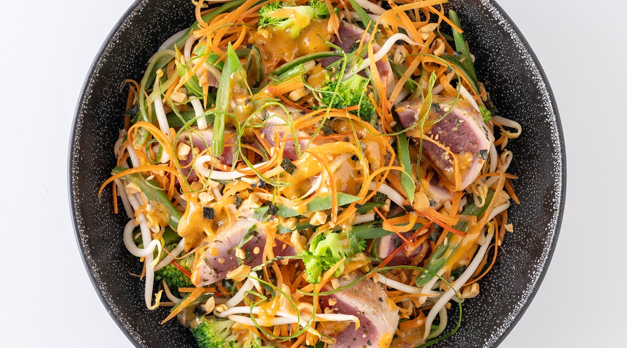 Aziatische tonijnsalade – - Recept 