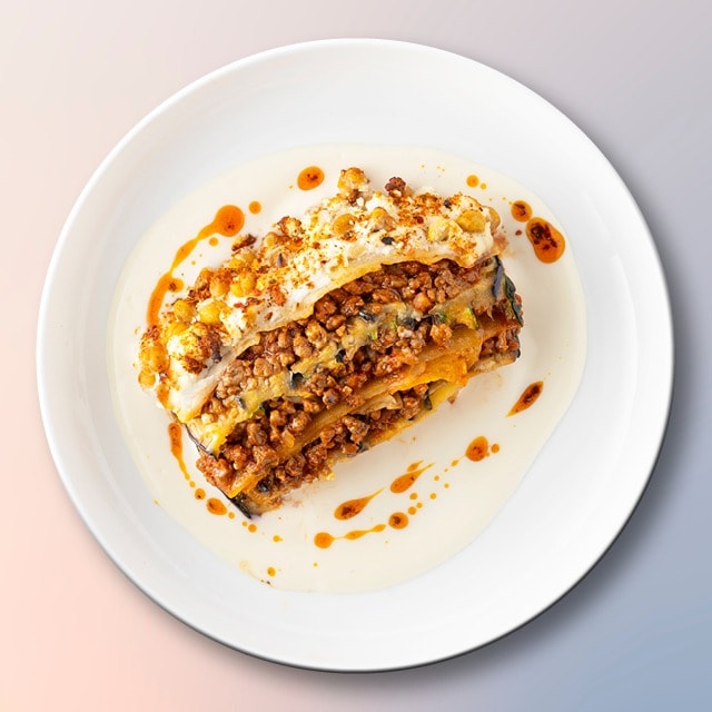 Moussaka végan et sa sauce dip au yaourt