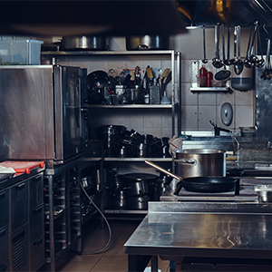 Zet apparatuur niet onnodig aan